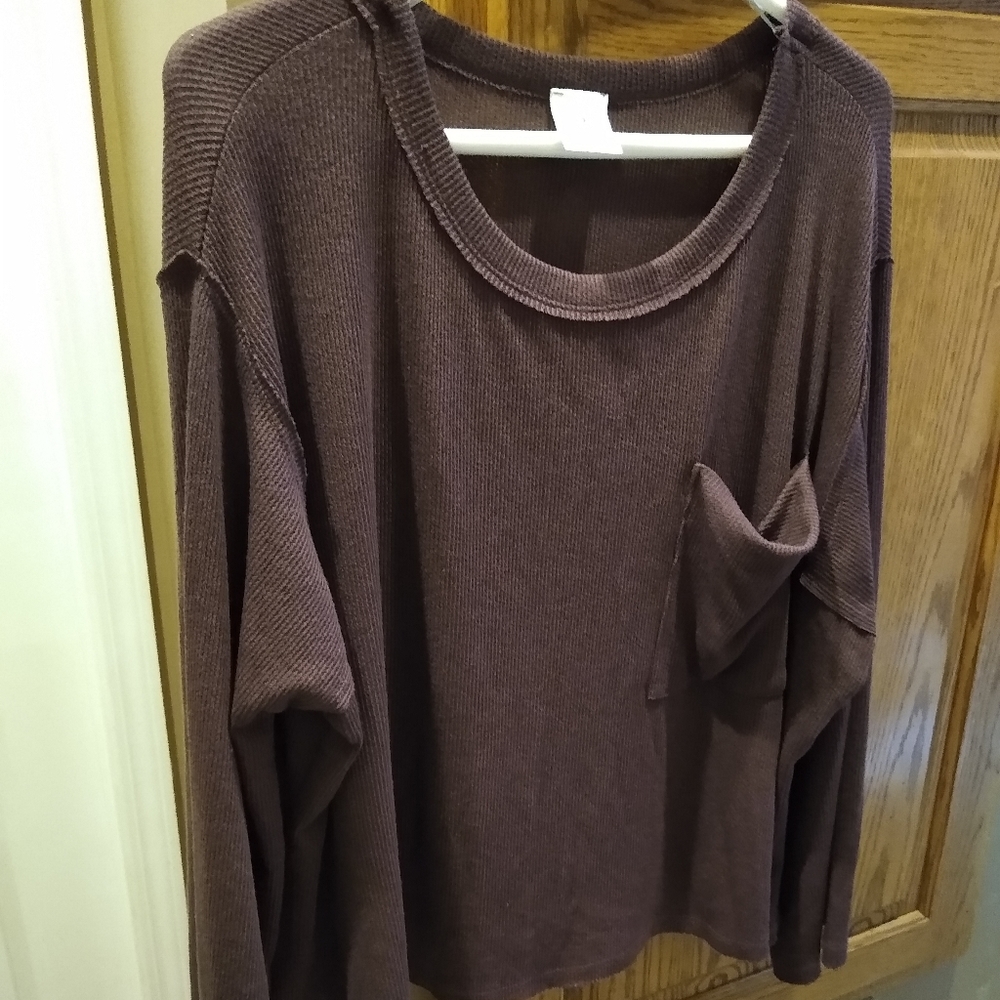 By Together size medium top